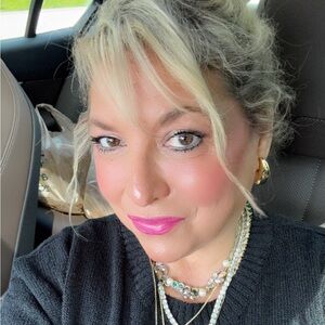 Meet your Posher, Stacey